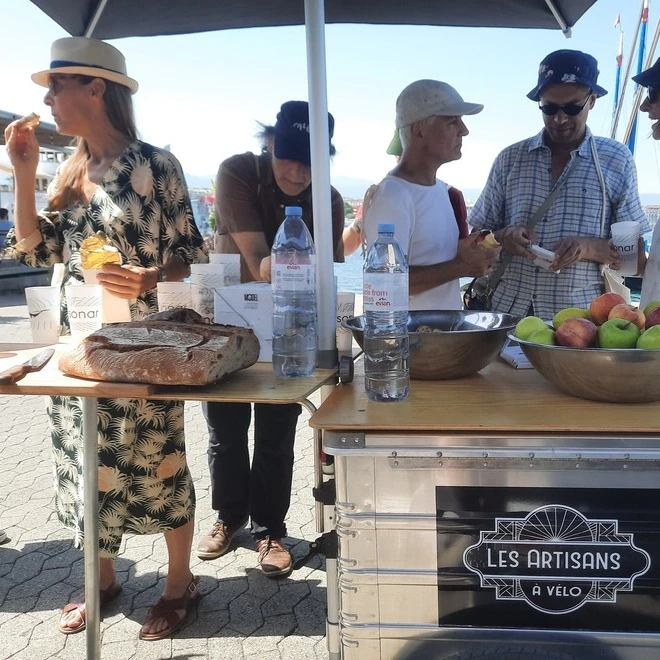 Apéritif et repas sur le pouce